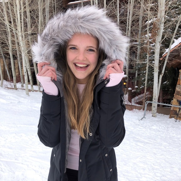 Meet your Posher, Reagan - Picture 4 of 7